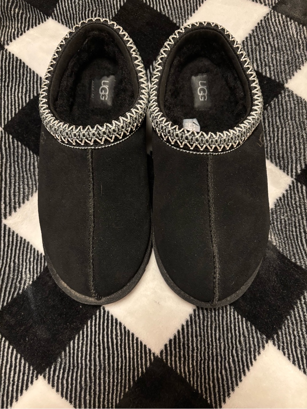 UGG BlackTasman Suede Cozy Slip-On Clog Women’s 8